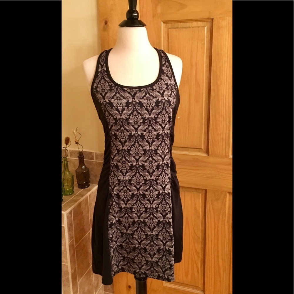 💥Lola activewear dress💥